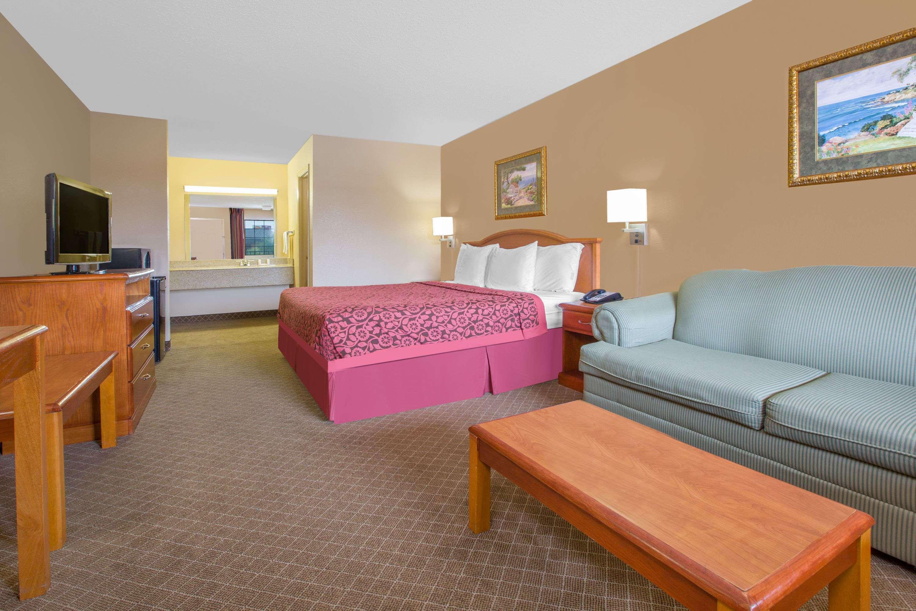 Days Inn By Wyndham Ruston La Ngoại thất bức ảnh