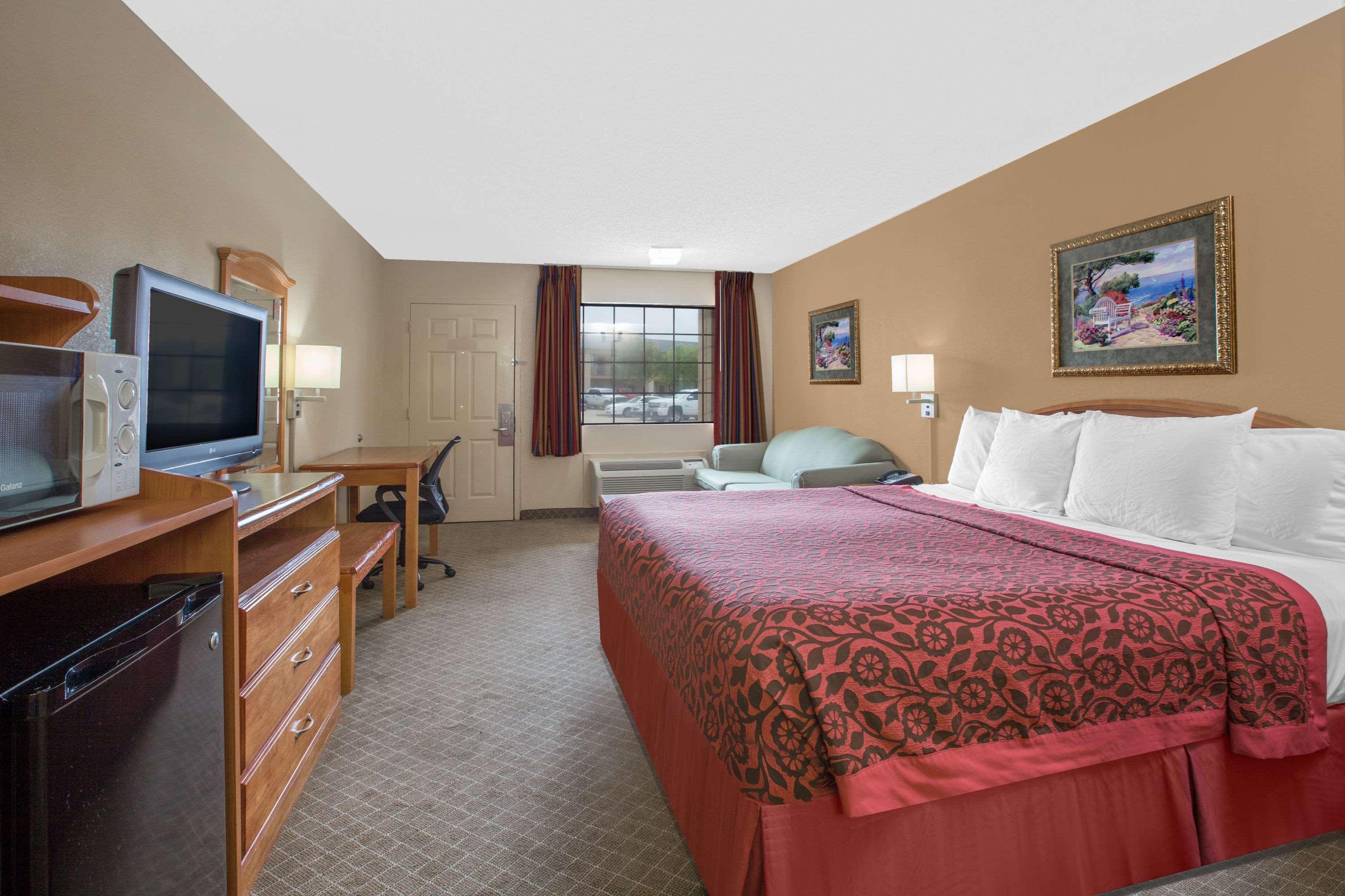 Days Inn By Wyndham Ruston La Ngoại thất bức ảnh